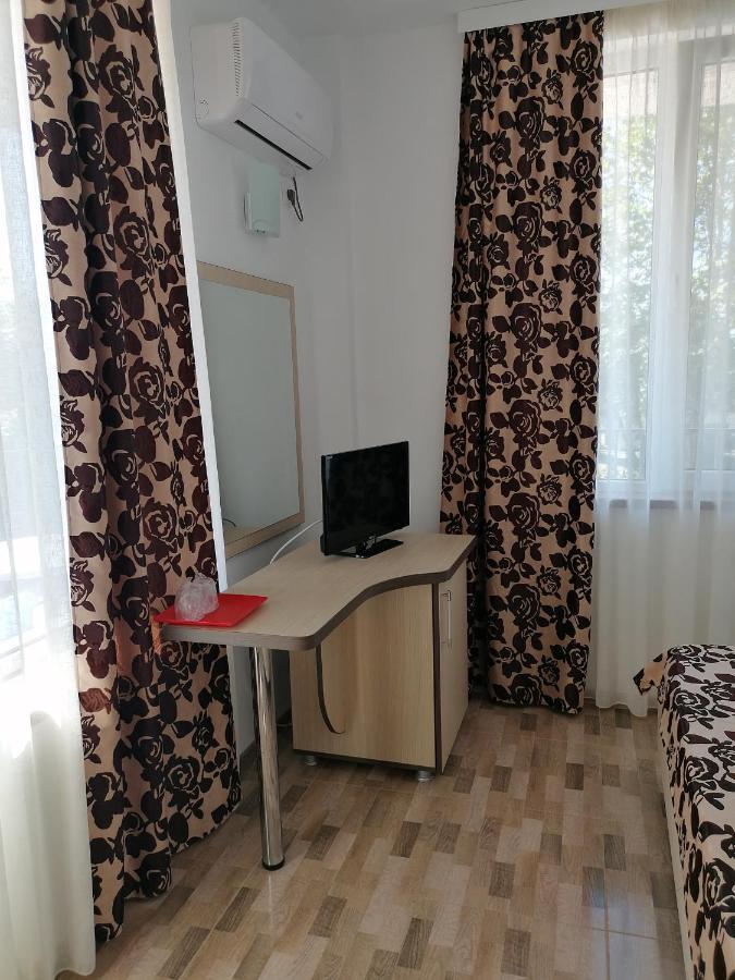 Hotel Coralis 2 Eforie Nord Buitenkant foto
